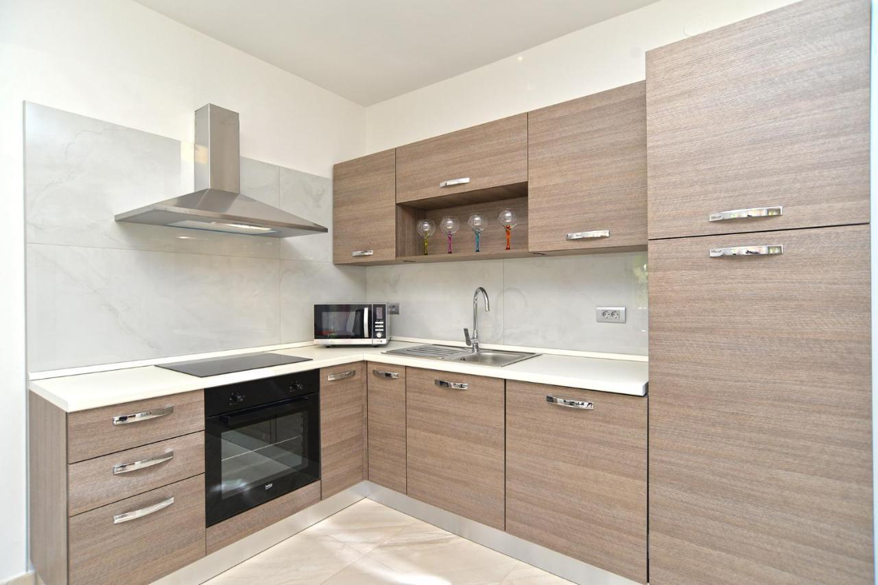 Apartments Mala Vala 925 - Adapted Fazana Luaran gambar