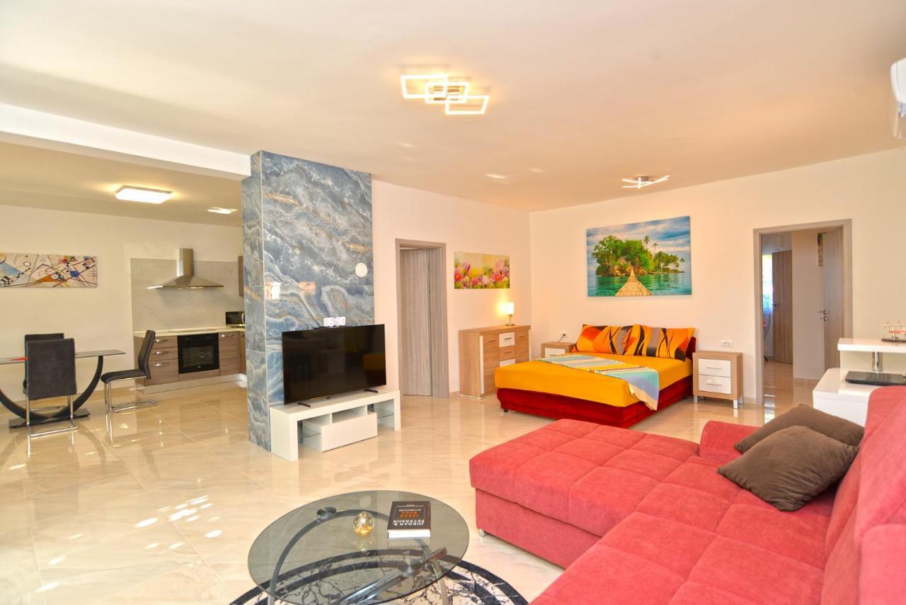 Apartments Mala Vala 925 - Adapted Fazana Luaran gambar