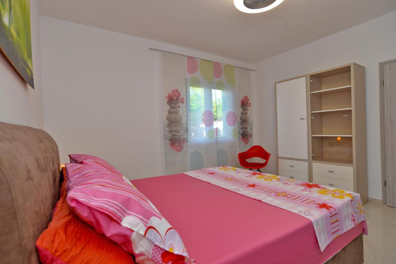 Apartments Mala Vala 925 - Adapted Fazana Luaran gambar