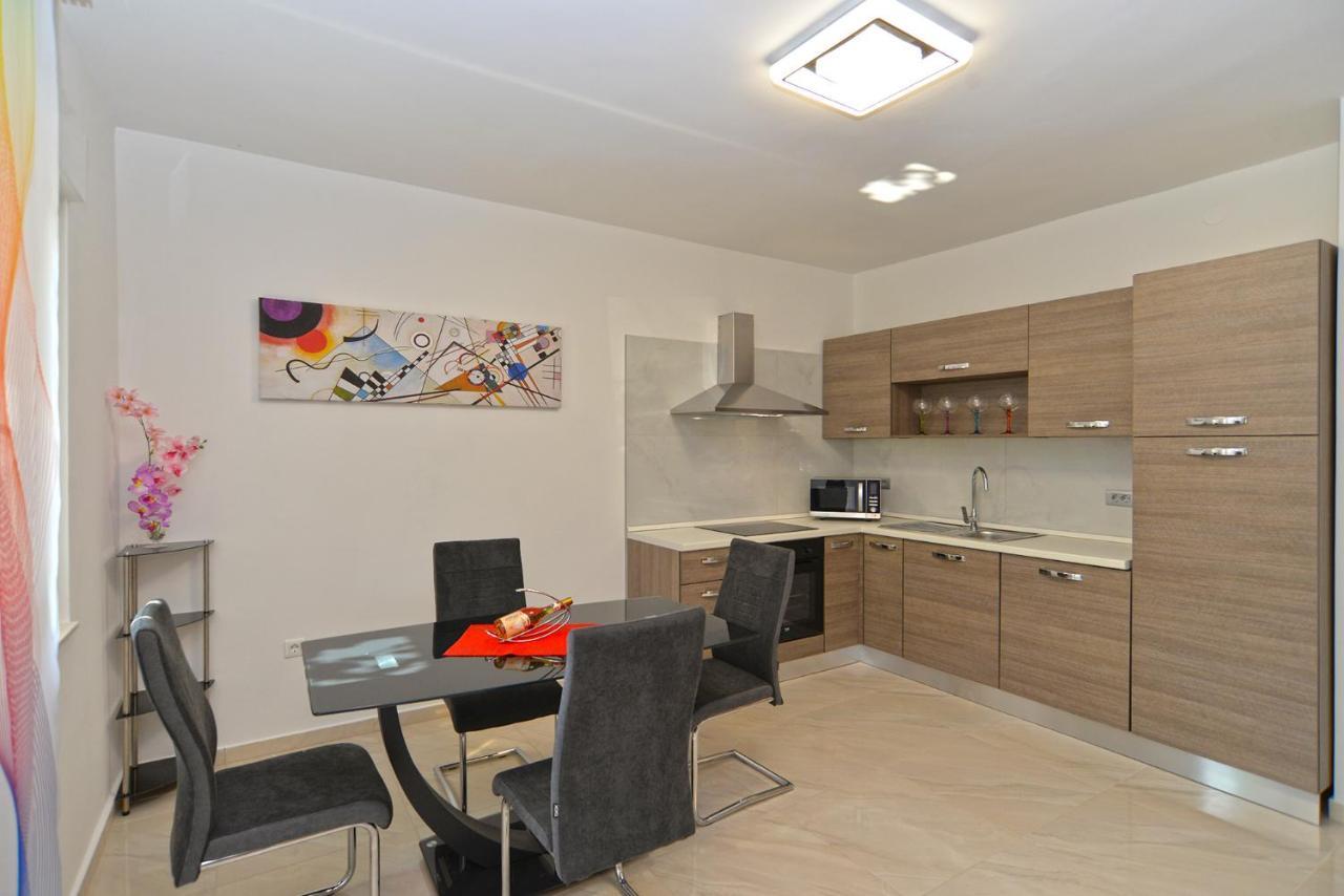 Apartments Mala Vala 925 - Adapted Fazana Luaran gambar